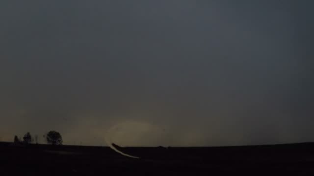 Los truenos iluminan el cielo de Medina del Campo, Valladolid