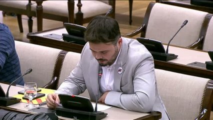 Rufián: "Sale más caro votar que violar"