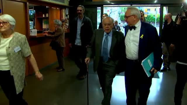 Jordi Pujol reaparece en Barcelona en un acto-homenaje de una asociación cultural