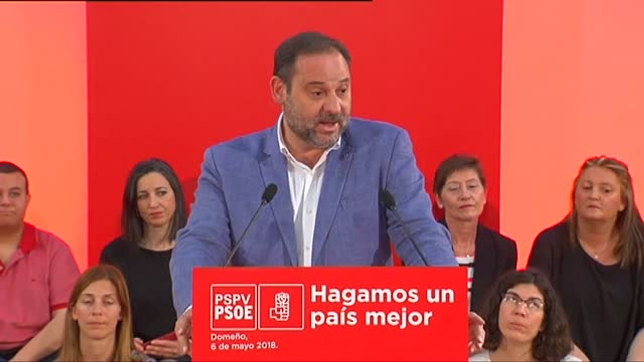 Ábalos se refiere a Podemos como "aquellos que quieren romper, que lo quieren todo o nada"