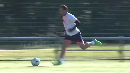 Cazorla se entrena en solitario en Oviedo