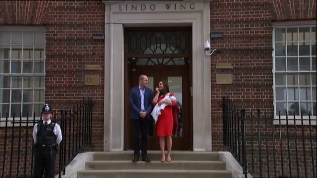 Los Duques de Cambridge presentan a su tercer hijo