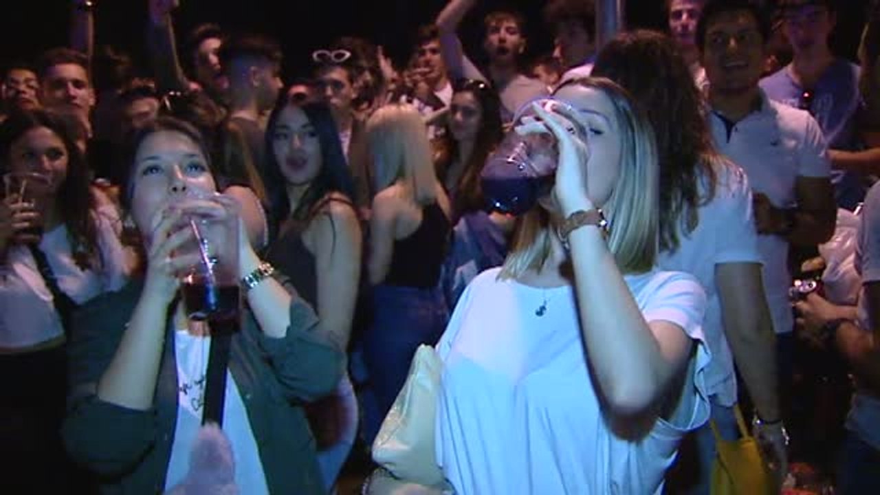 Diversión, desenfreno y alcohol en la fiesta de San Cemento en la Complutense