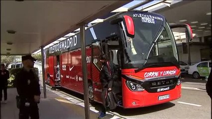 Descargar video: El Atlético de Madrid pone rumbo a Londres para medirse ante el Arsenal