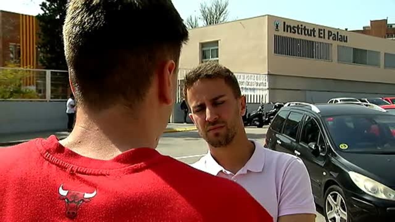 Vuelven a clase los alumnos hijos de guardias civiles que sufrieron insultos tras el 1-O