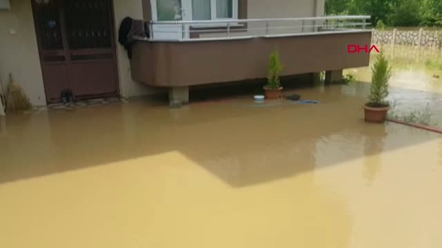 Samsun Terme'de sel etkili oldu