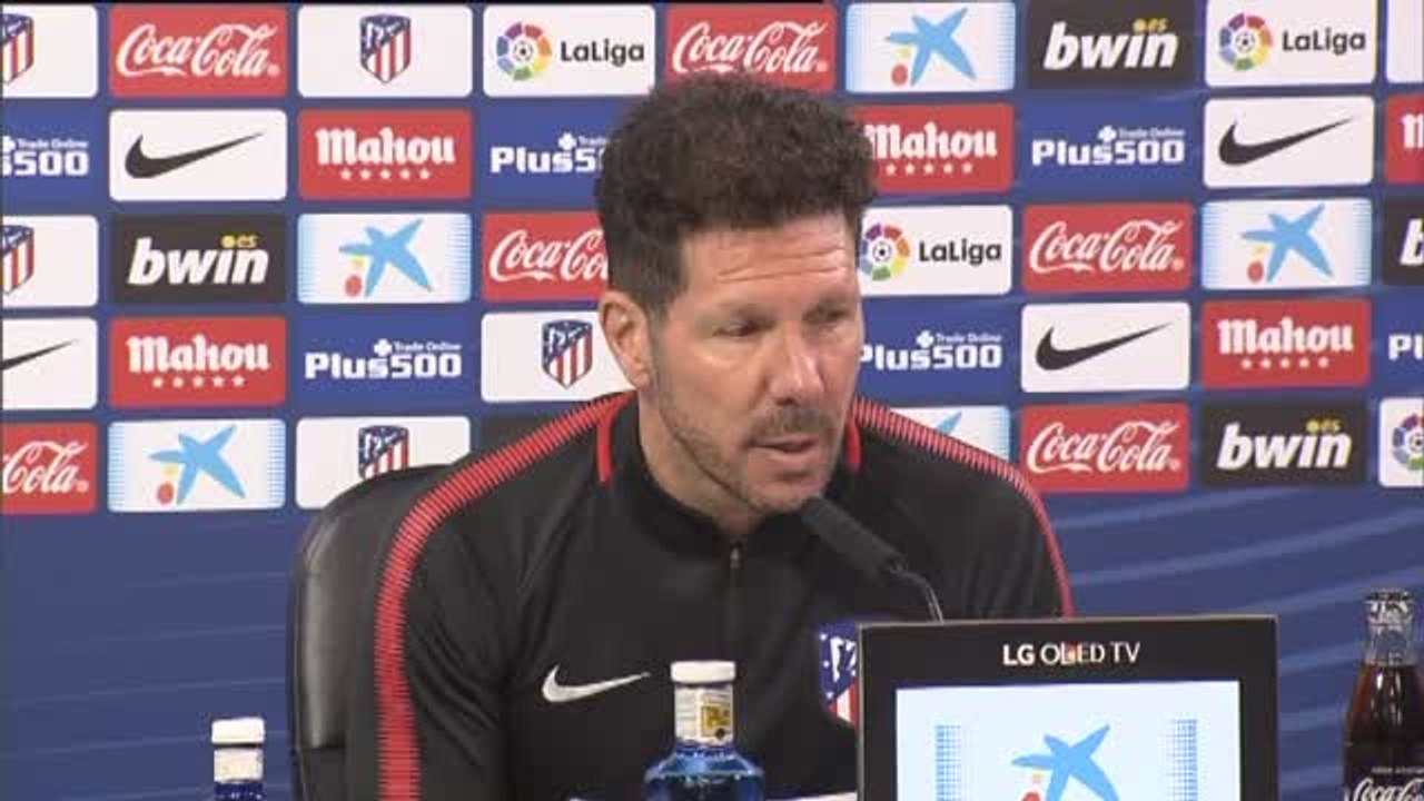Simeone, sobre Costa: "Tiene pocas posibilidades de jugar el jueves"
