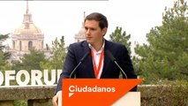 Rivera explica que le exije a los gobernantes de PP y PSOE porque es responable de sus gobiernos