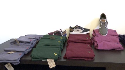 Diseñador vasco crea ropa y zapatillas solo con material reciclado