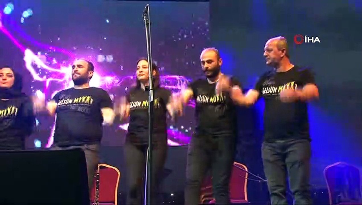 - Beyoğlu Yaz Konserleri büyük bir coşkuyla başladı