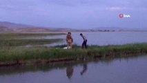 16 yaşındaki genç, balık tutmak için girdiği gölette bataklığa saplanarak boğuldu