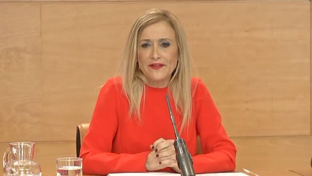 Cifuentes: Yo no me he planteado dimitir porque no hay razones para ello