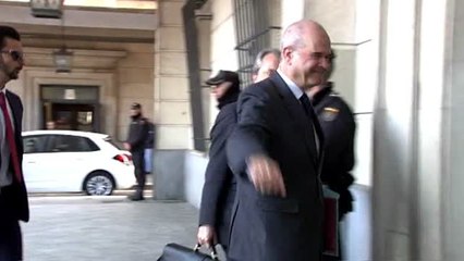 Chaves dice que desconocía los procedimientos y los requisitos de las ayudas
