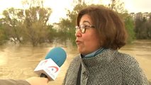 Tudela se atrinchera ante la crecida del Ebro