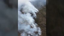 Al menos 220 hectáreas calcinadas por el incendio activo en el Teide desde el domingo