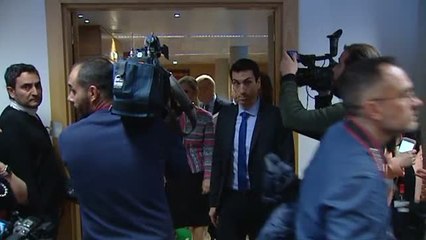 Cifuentes atrapada en sus palabras