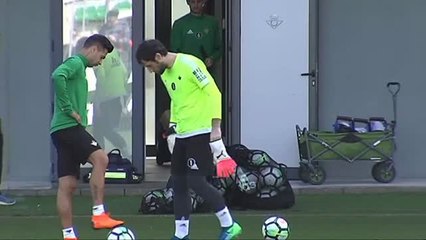 Dani Giménez, en el punto de mira de todo el Betis
