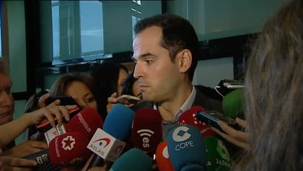 Скачать видео: Aguado impulsará la creación de una Comisión de Investigación sobre el máster de Cifuentes