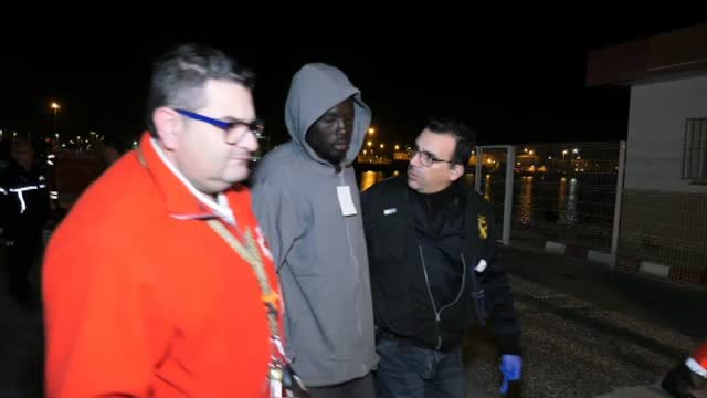 Tragedia en el Estrecho: rescatados 4 fallecidos y un único superviviente tras un naufragio