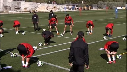 El Atlético se ejercita con la atención puesta en su encuentro contra el Dépor