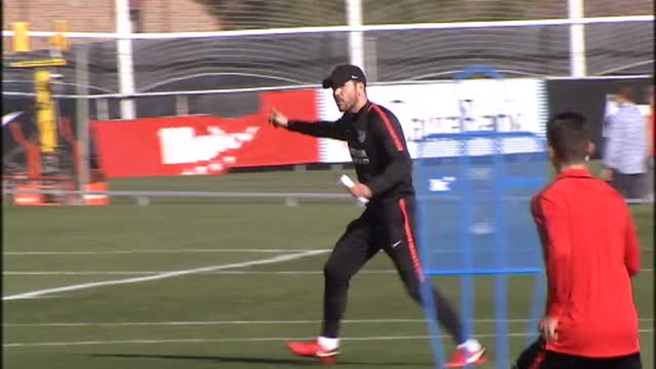 El Atlético de Madrid se entrena a la espera del regreso del resto de internacionales