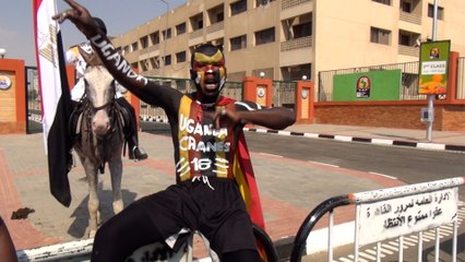 إقبال الأفارقة والمصريين على مباراة أوغندا والكونغو باستاد القاهرة