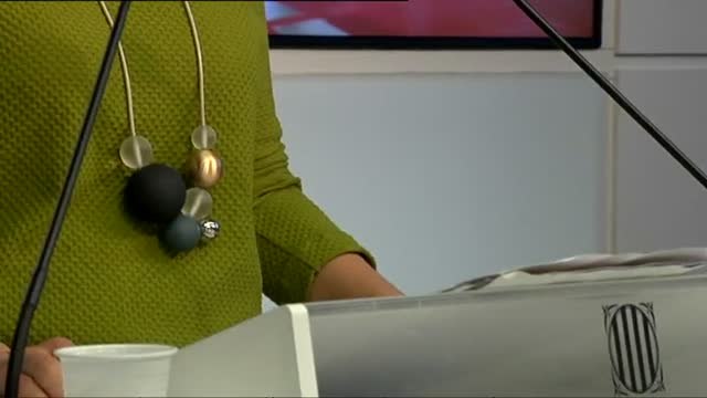 Rovira planta al Supremo y se marcha al exilio