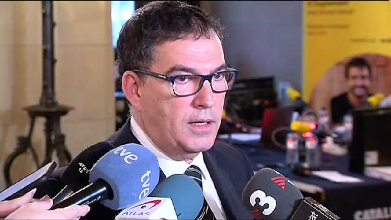 El abogado de Puigdemont asegura que el expresident se presentará ante la policía finlandesa