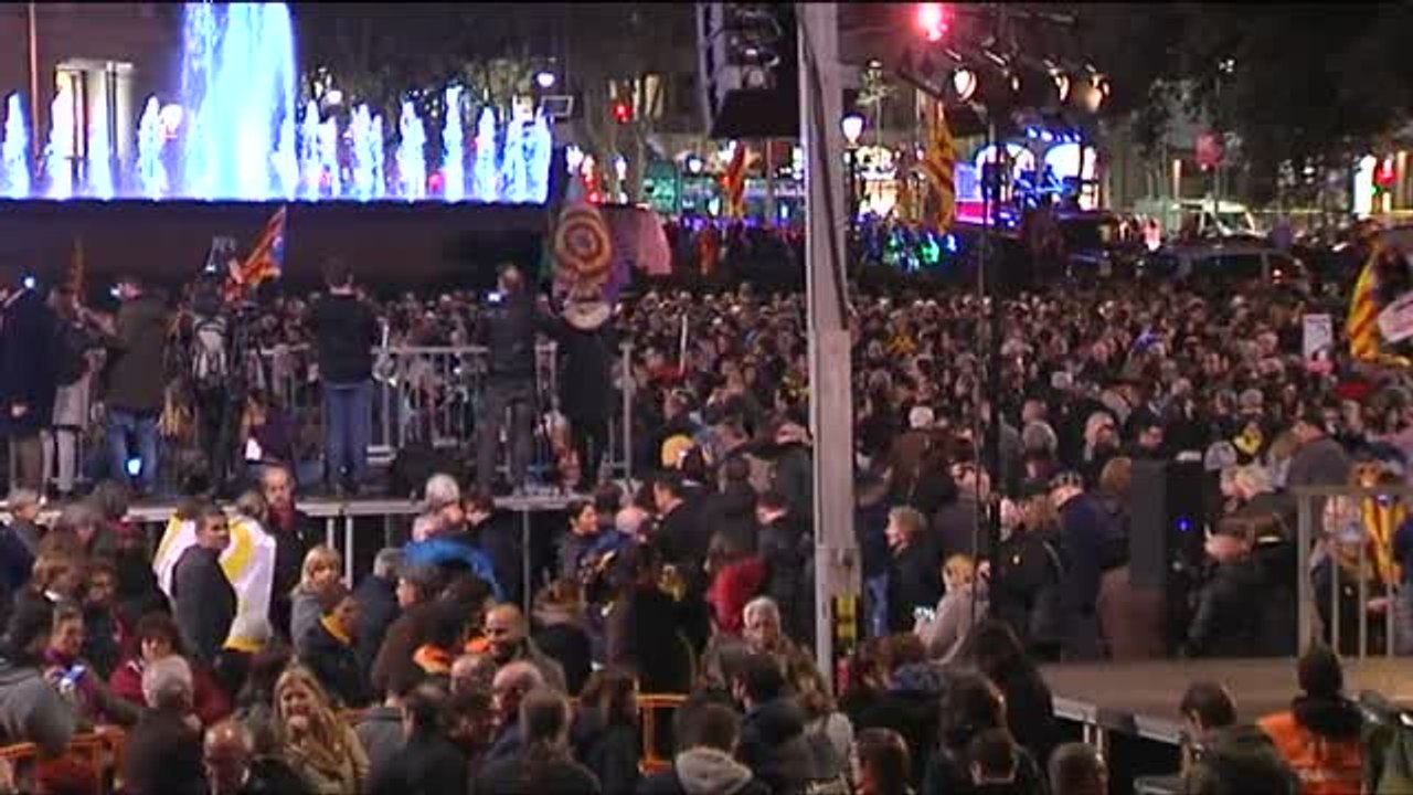 Concentración en Barcelona por los exconsellers encarcelados