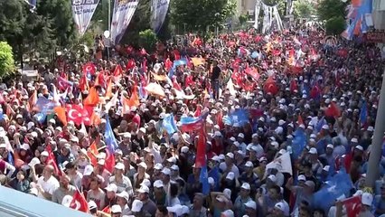 Binali Yıldırım, Pendik'te vatandaşlara hitap etti