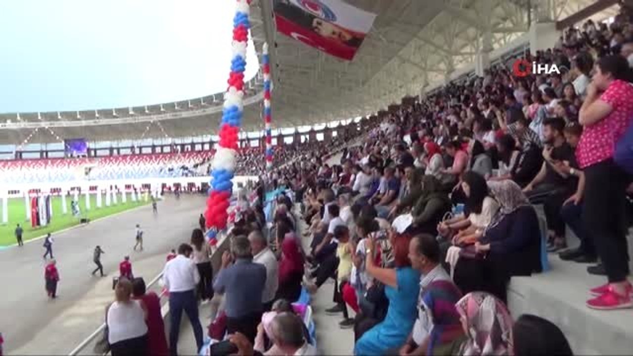 Spor Toto MAKÜ Stadyumunda ilk mezuniyet töreni