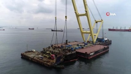 Parçalanan batık gemi havadan görüntülendi