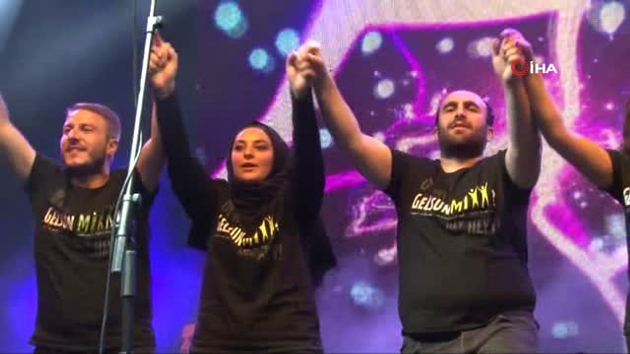- Beyoğlu Yaz Konserleri büyük bir coşkuyla başladı