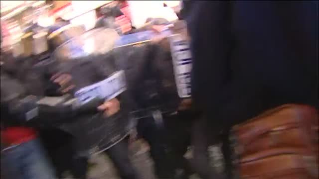 Nuevos incidentes en Lavapiés durante la visita del cónsul de Senegal