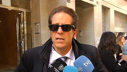 El abogado de Ana Julia dice que su defendida está "afectada y preocupada" por Ángel