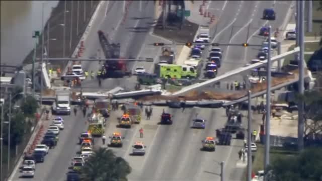 Al menos 4 muertos y 10 heridos tras derrumbarse un puente en Miami (Florida)