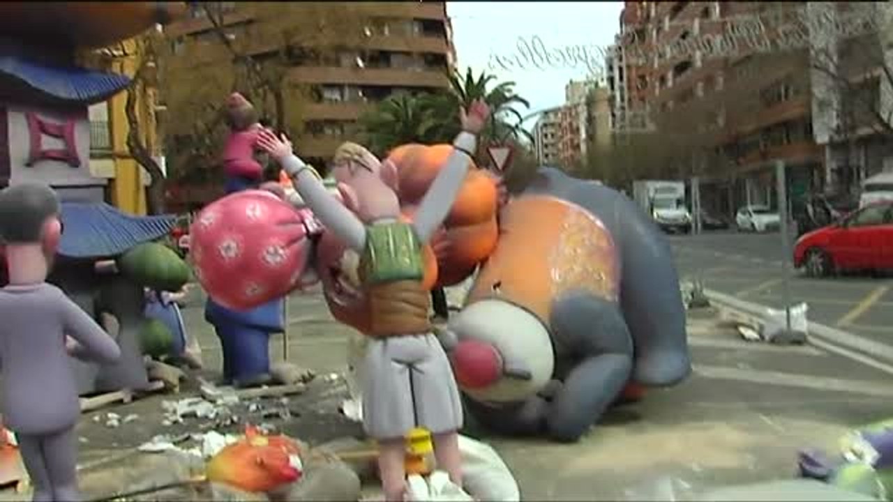 Varias fallas sufren desperfectos por las fuertes rachas de viento