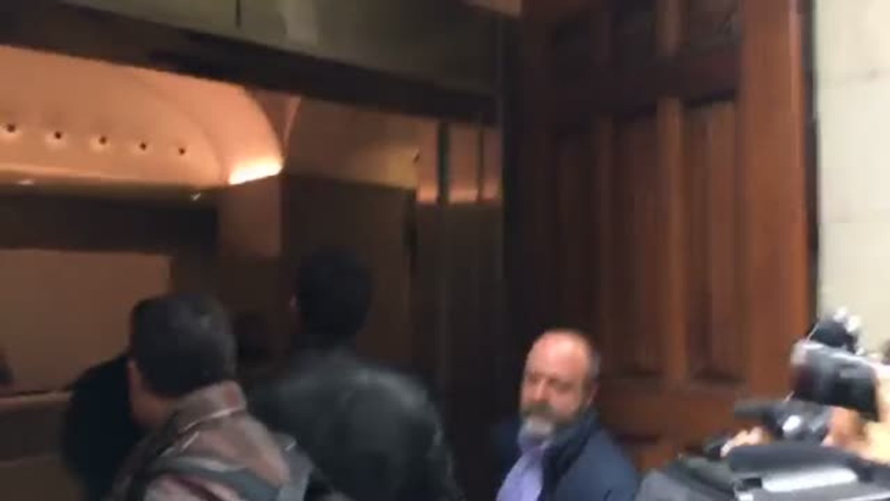 La Guardia Civil registra la Generalitat y Òmnium por el uso de fondos públicos para el 1-O