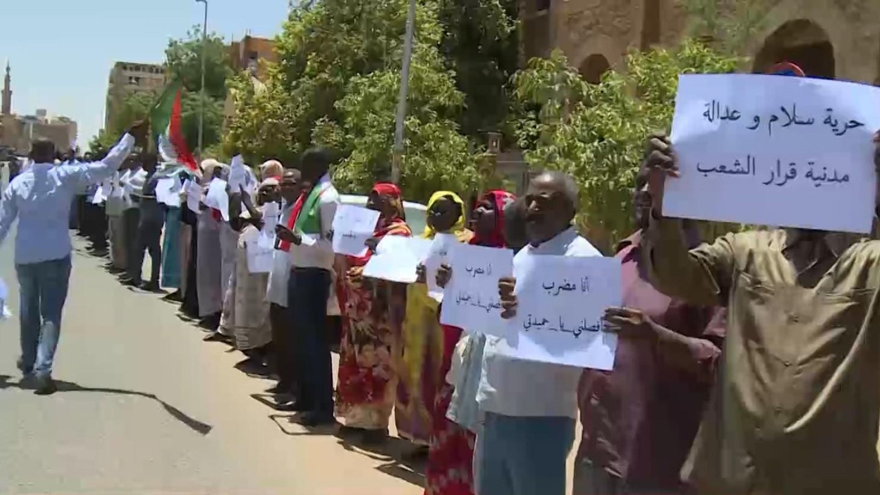 هل تنهي المبادرة الإثيوبية الأزمة في السودان؟