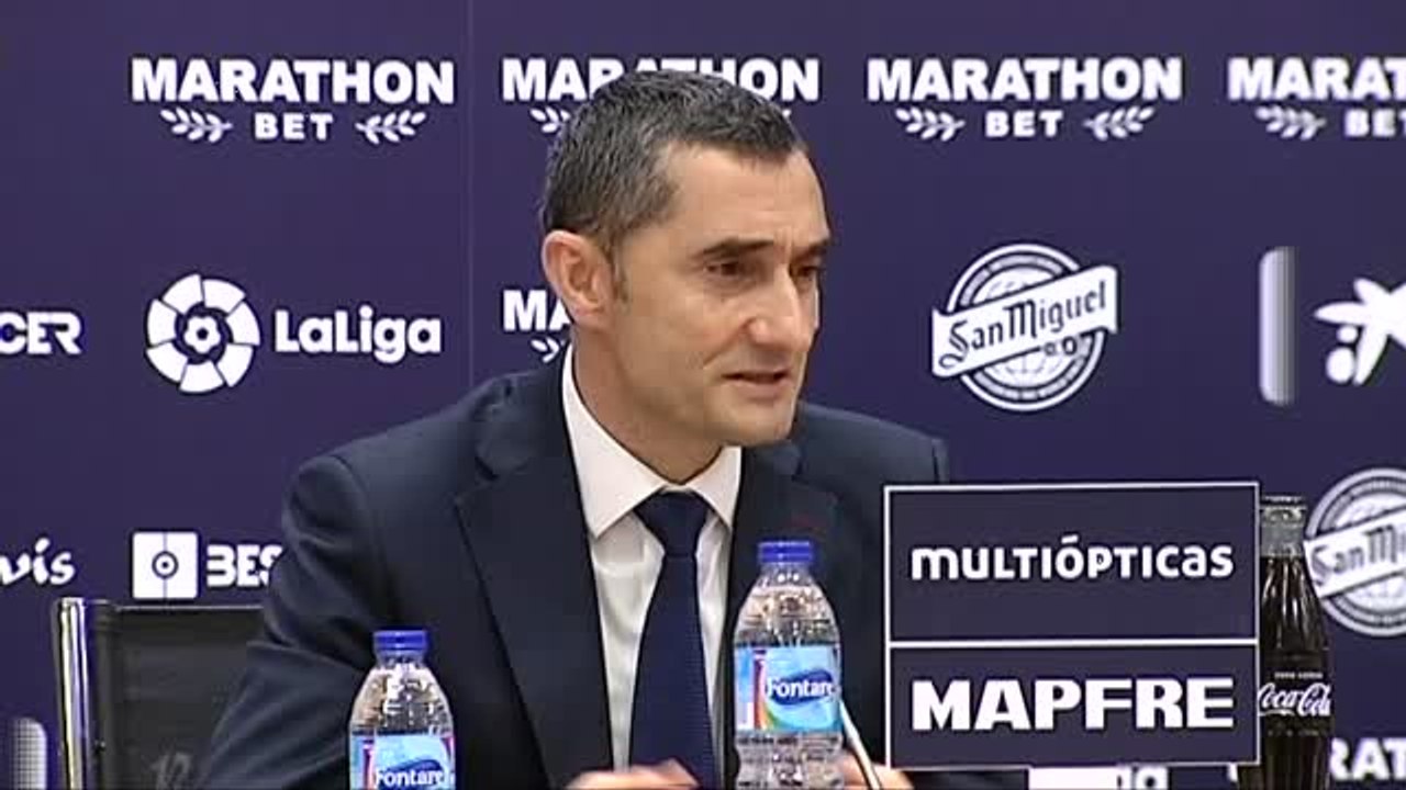 Ernesto Valverde: "Lo bueno de Dembélé es que siempre lo intenta"