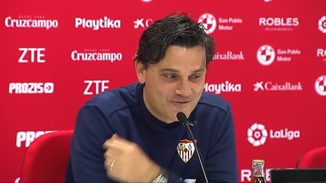 Vicenzo Montella aprovecha para lanzar un dardo al Betis