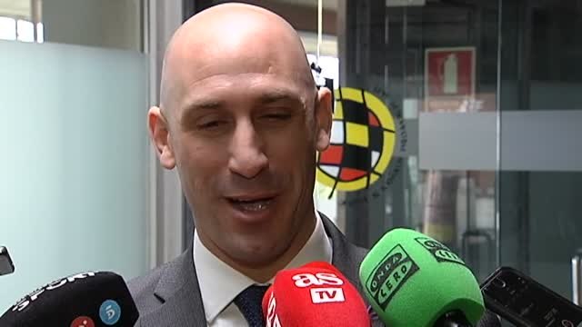 Rubiales presenta los avales y es el primer candidato a la presidencia de la RFEF