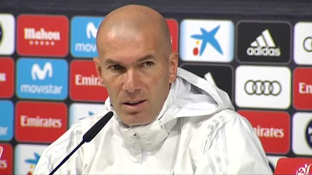 Zidane: "Estoy más cabreado por perder ante el Espanyol tras el empate del Barça"