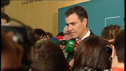 Sánchez tacha de "ocurrencia" la propuesta de deducción fiscal para los jubilados que baraja Montoro
