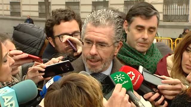 Granados reta a Cifuentes: Si me va a poner una querella que explique en qué he mentido