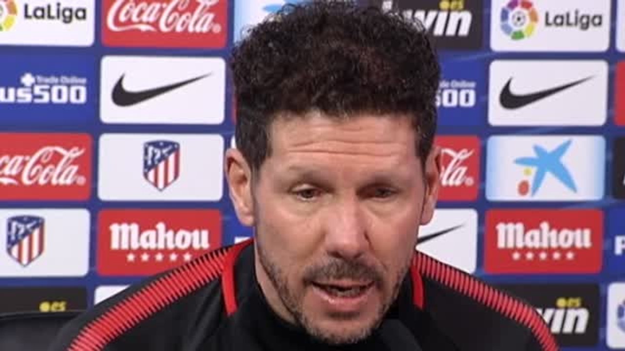 Simeone bromea sobre el posible fichaje de Griezmann por el FC Barcelona publicado en la prensa deportiva catalana