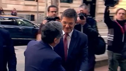 Torrent recuerda ante Catalá a "los presos políticos acusados de delitos inexistentes" en el Colegio de la Abogacía de Barcelona (ICAB)