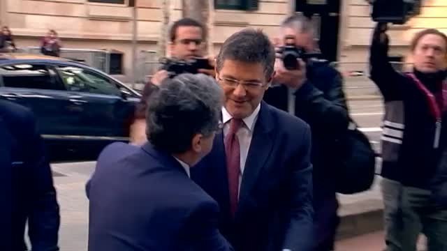 Torrent recuerda ante Catalá a los presos políticos acusados de delitos inexistentes en el Colegio de la Abogacía de Barcelona (ICAB)