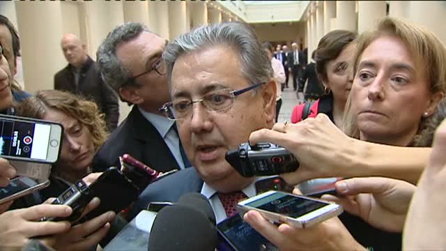 Zoido confirma que las tres personas detenidas en Francia están presuntamente vinculadas con los atentados de Barcelona y Cambrils