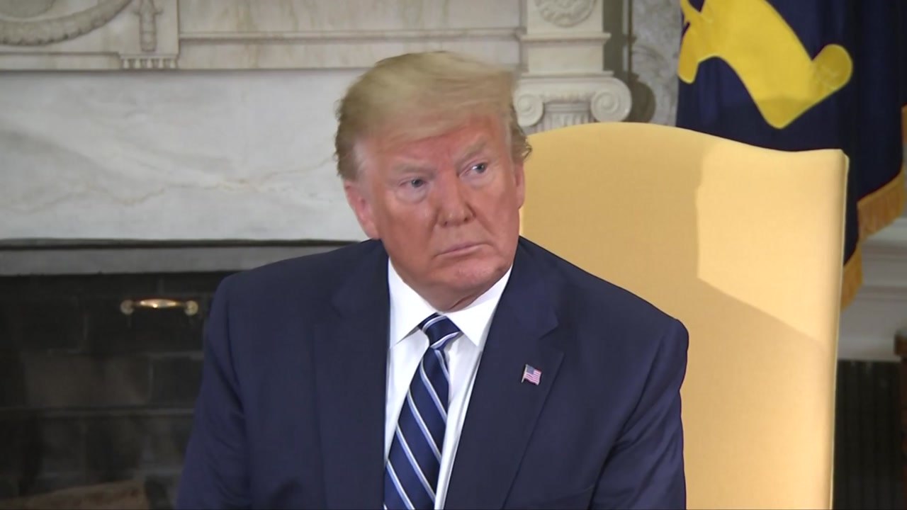 트럼프 "24일 추가 대이란 제재"...이란 "핵합의 이행 축소 2단계" / YTN